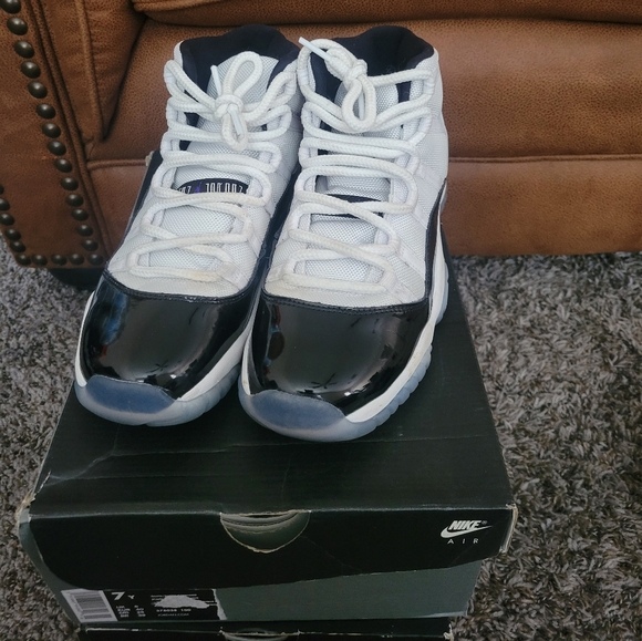Concord Retro 11s